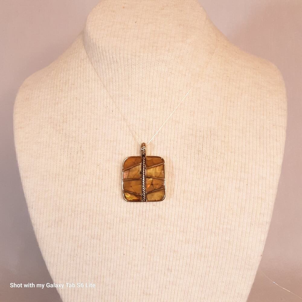 💎Gold Tone Trim And Enamel Pendant Square